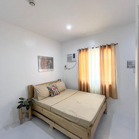 Sunnydale Apartelle -Room Accommodation Near Calatagan Beach Resorts Batangas Extérieur photo