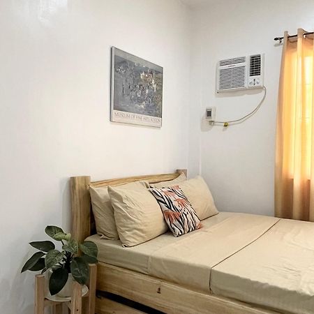 Sunnydale Apartelle -Room Accommodation Near Calatagan Beach Resorts Batangas Extérieur photo